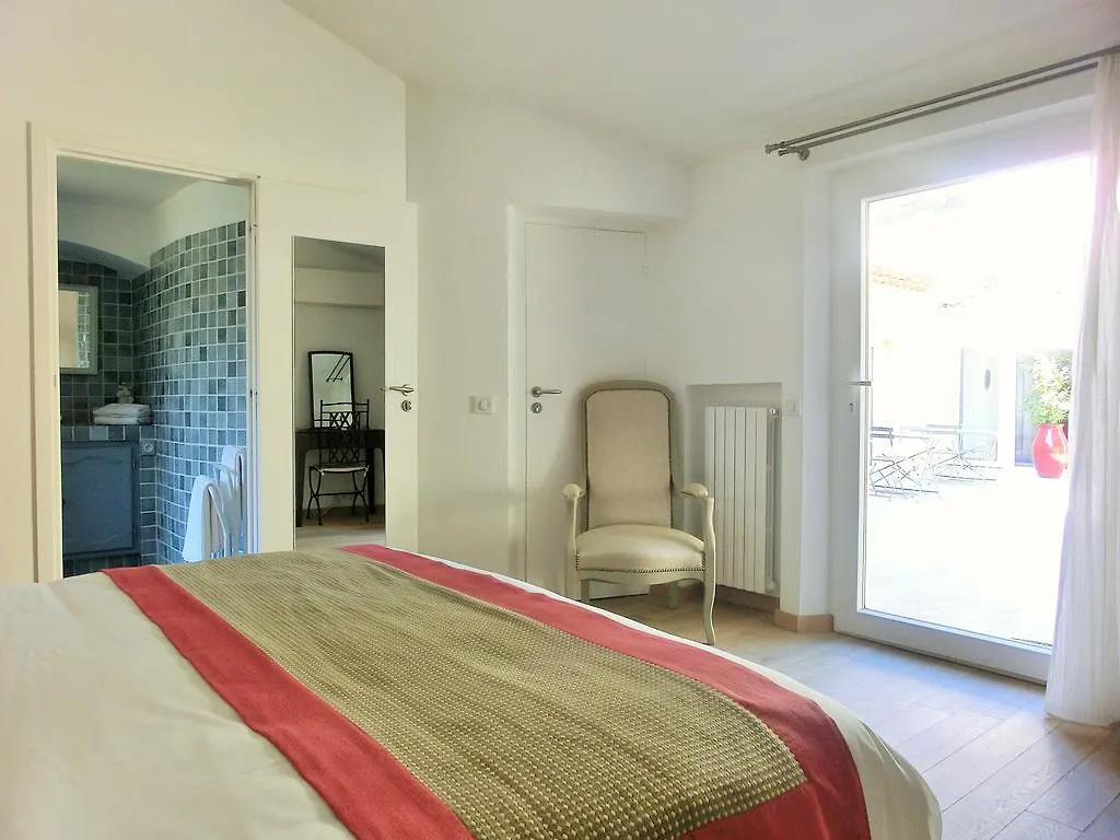 Villa Azur Golf Bandol Bed & Breakfast